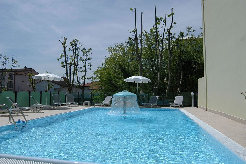 Hotel Prater Cesenatico Zewnętrze zdjęcie