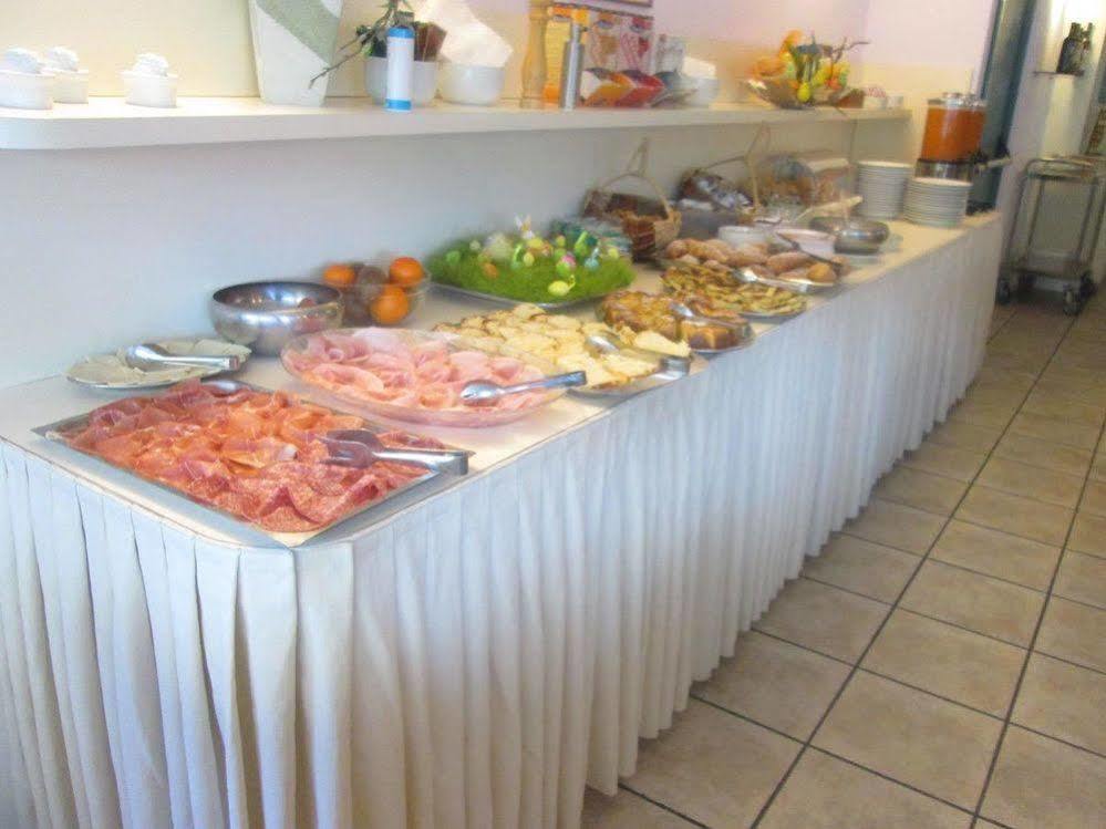 Hotel Prater Cesenatico Zewnętrze zdjęcie