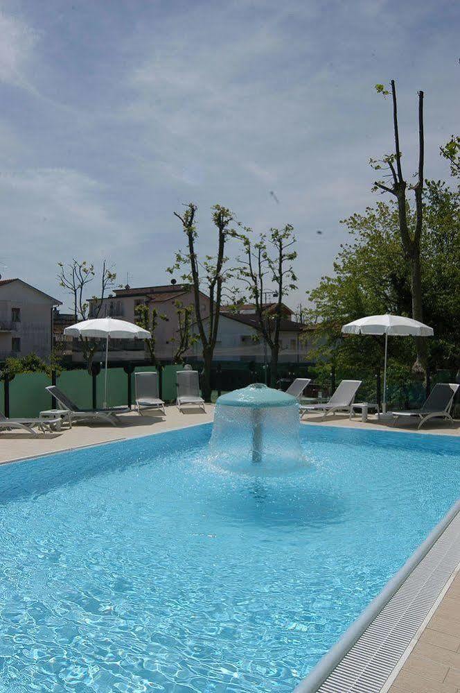 Hotel Prater Cesenatico Zewnętrze zdjęcie